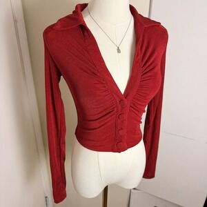 NAKED WARDROBE Loosen Up My Buttons Fitted V Neck Crop Top Blouse Sz S